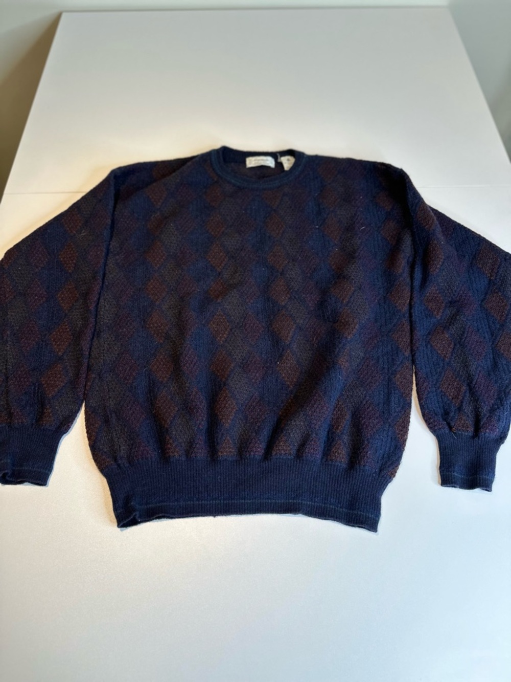 Classic Navy & Brown Argyle Crewneck Sweater - Men's